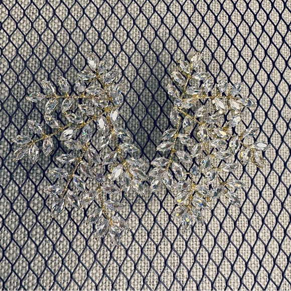 Marquise Crystal & Gold Leaf / Branch Explosion Statement Earrings - Picture 3 of 11